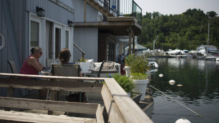 Bluffer’s Park Marina Residents Enjoying Cottage Life in the City